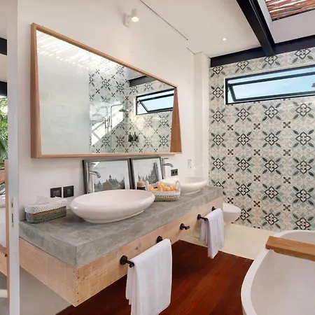 The New Canggu Life Style For Large Groups At Prime Location Fresh Posh Luxxe Extérieur photo